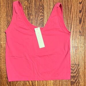 Women’s crop tank top